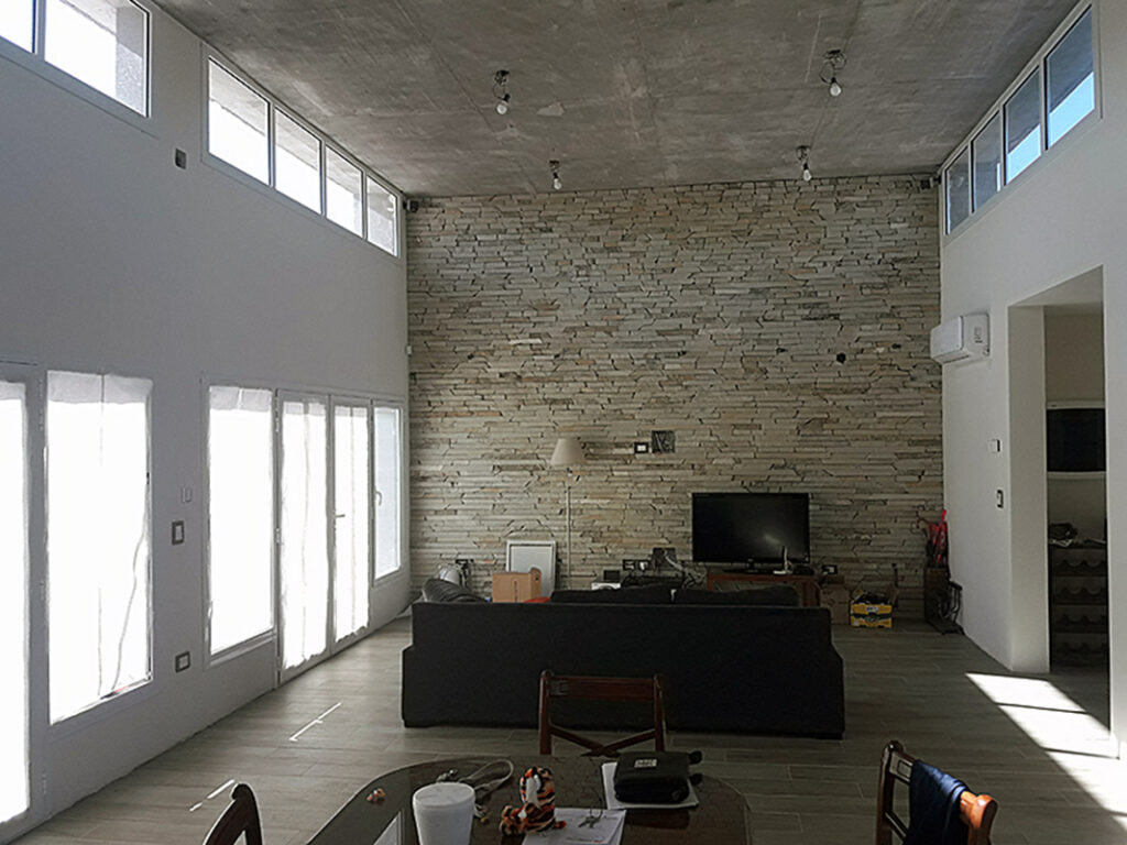 casa tr interior estar comedor